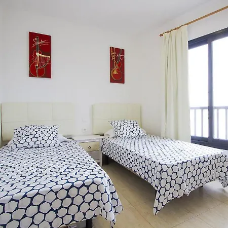 Apartment 2 Bedrooms *